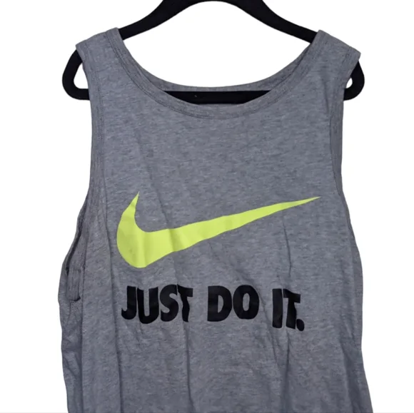 Nike Youth "Just Do It" Gray Tank Top Size XL 💪 - Picture 6 of 9